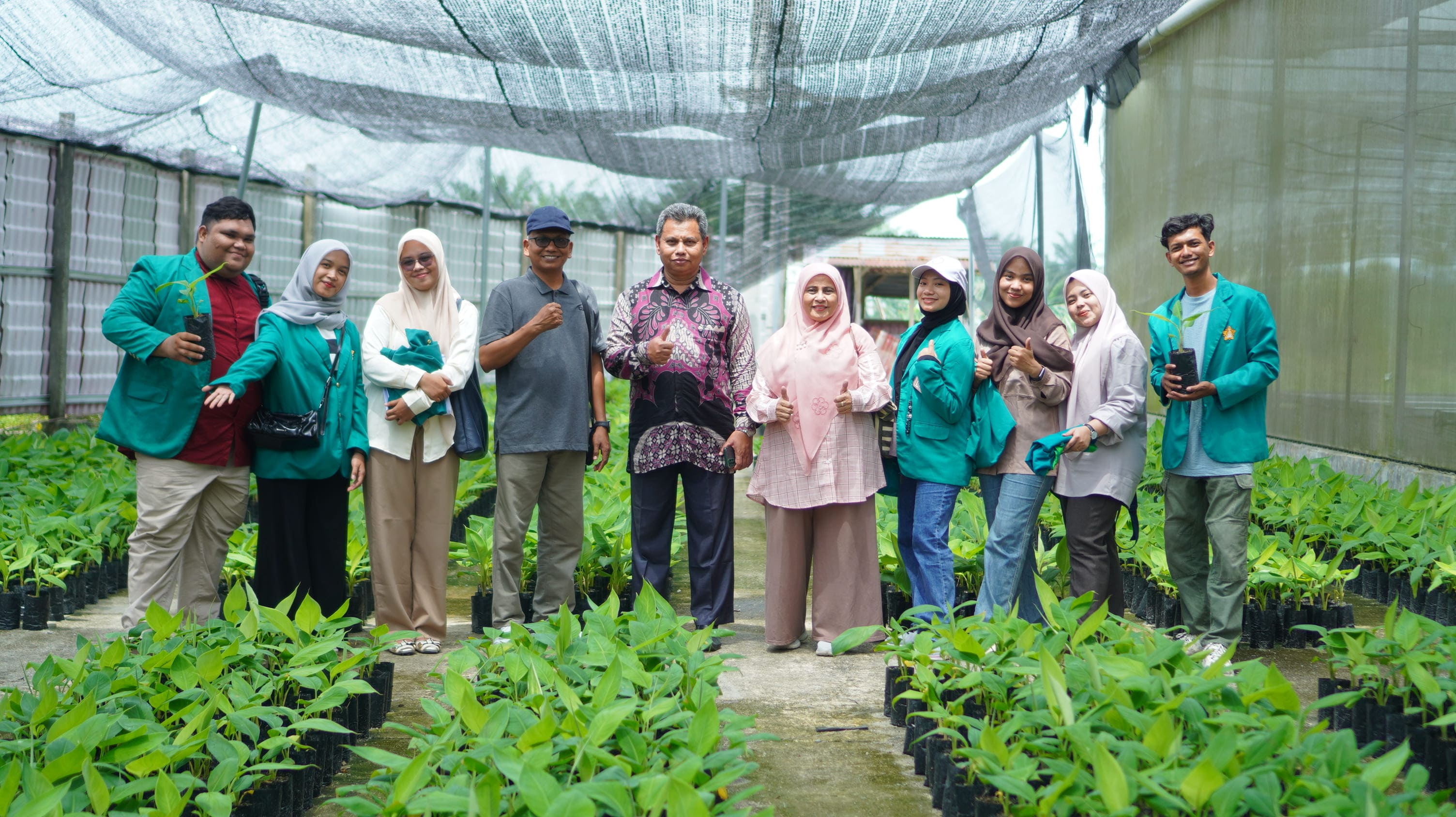 Field Trip Mahasiswa D3 Manajemen Agribisnis Universitas Syiah Kuala ke PT Hijau Surya Biotechindo: Menelusuri Inovasi Kultur Jaringan dalam Agribisni